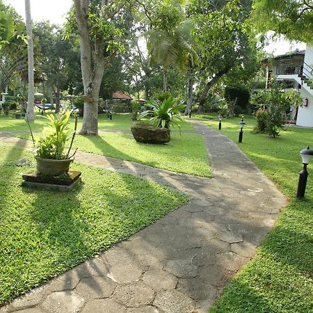 Ayurveda Centrum Lawrence Hill Paradise Хиккадува Экстерьер фото