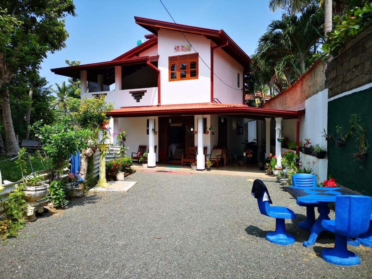 Ayurveda Centrum Lawrence Hill Paradise Хиккадува Экстерьер фото