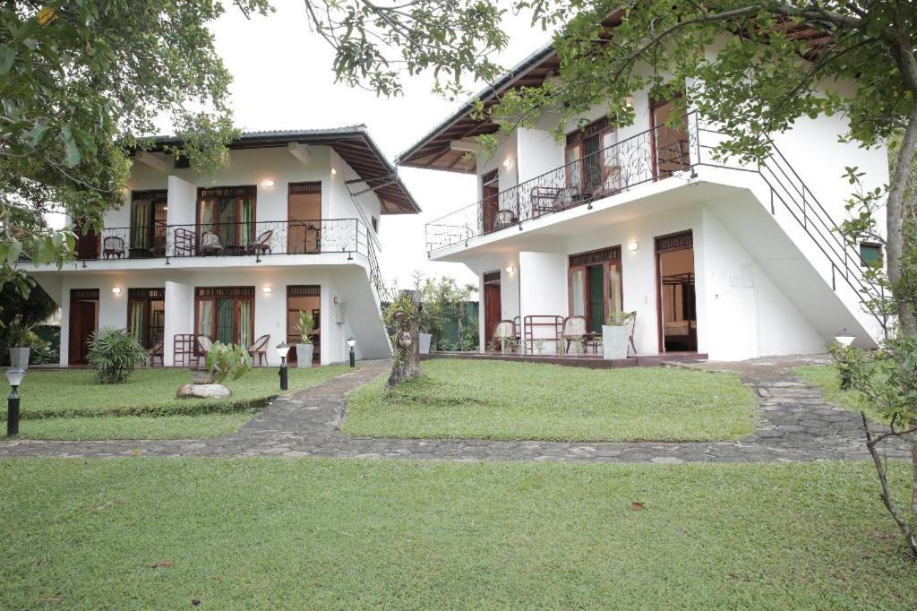 Ayurveda Centrum Lawrence Hill Paradise Хиккадува Экстерьер фото
